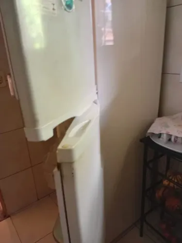 Vendo geladeira 