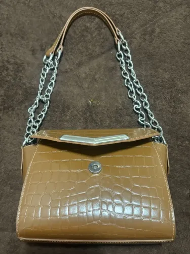 Bolsa Tiracolo Pequena Alexa Croco Caramelo Schutz