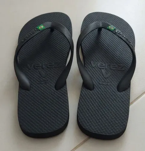 Chinelo preto