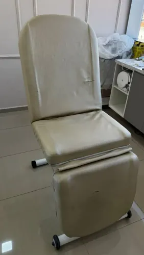 Maca reclinável para estética