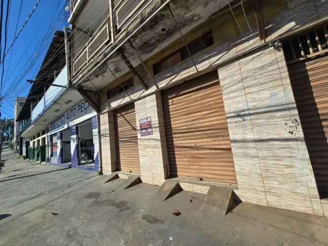 Loja c/ 25 m2 na Rua Rio Comprido B. Riacho das Pedras em Contagem-MG