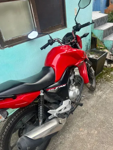 Chama só interessados moto nova e faço troca dependendo do produto