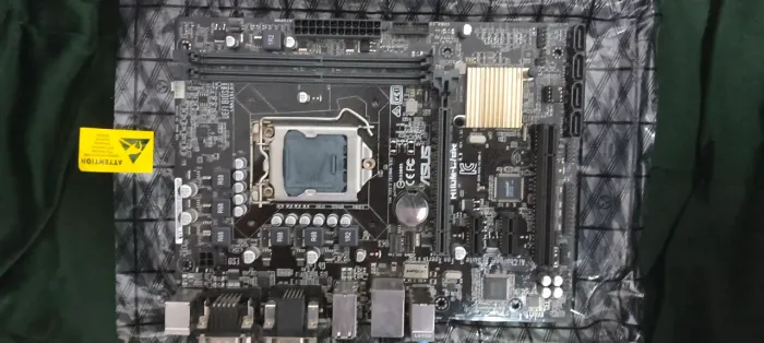 Placa mãe Asus h110