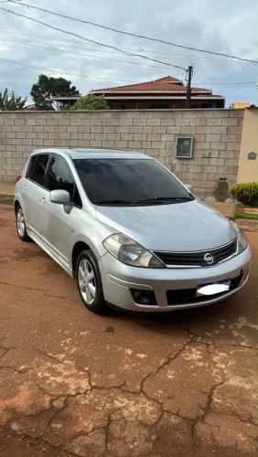 Nissan Tiida SL 1.8/1.8 Flex 16V Aut. 2013