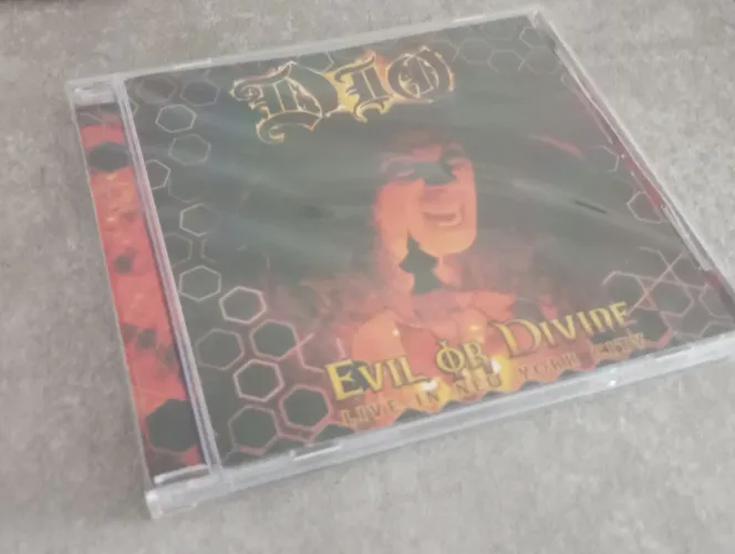 Dio - Evil or Divine em CD