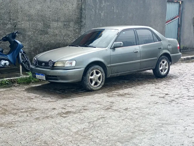 Toyota Corolla XEI 1.8/1.8 Flex 16V Aut. 2001