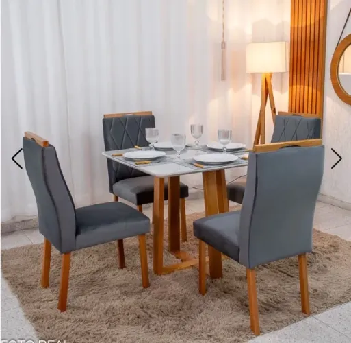 Conjunto de Jantar Aurora Madeira com 4 Cadeiras em Veludo Cinza