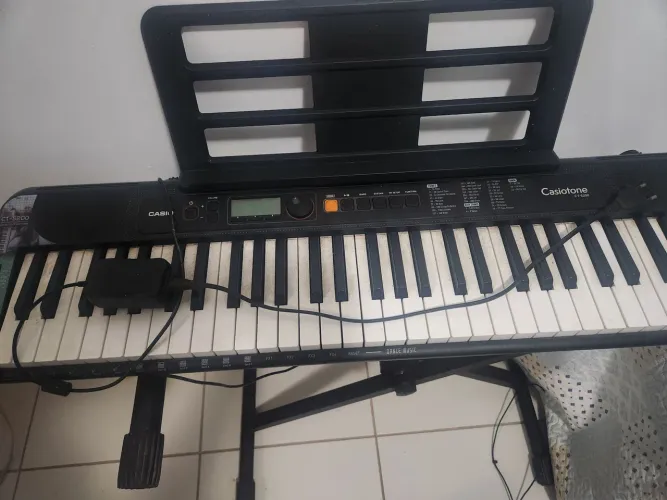 TECLADO MUSICAL CASIOTONE