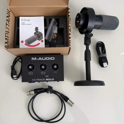 Kit Microfone + Interface de Áudio
