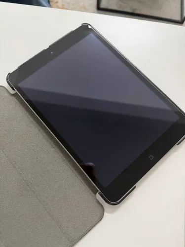 iPad Mini 2 - 16gb