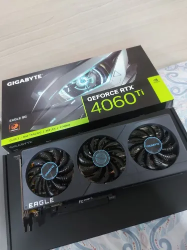 PLACA DE VÍDEO RTX 4060 TI