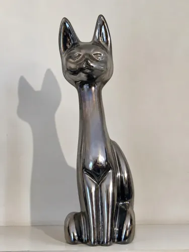 Gato Decorativo em Cerâmica Chumbo Metalizado - Peça Grande