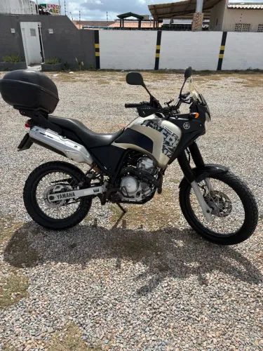 YAMAHA TÉNÉRÉ 250 2012/2013 - R$ 15.800