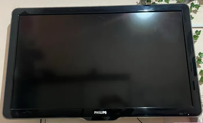 vendo TV Philips 43? com defeito