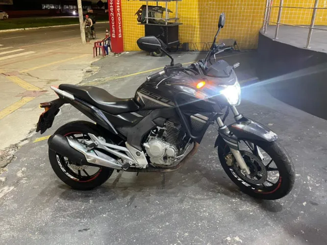 CB 250 