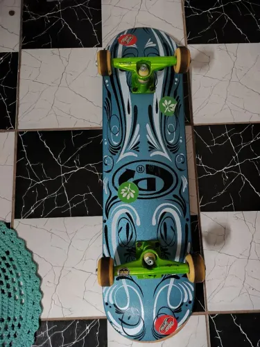 Vendo Skate com pouco uso