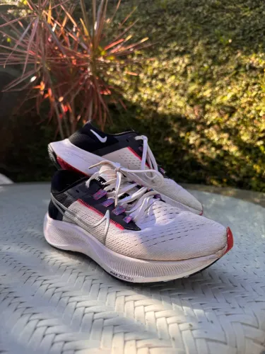 Tênis Nike Air Zoom Pegasus 38 Corrida