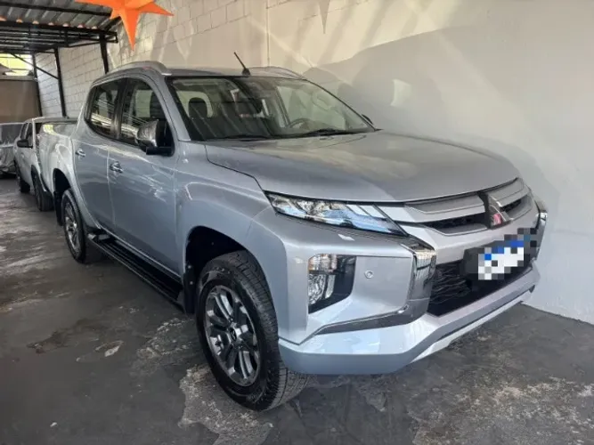 Mitsubishi L200 Triton Sport HPE-S 2.4 CD Dies. AUT 2022