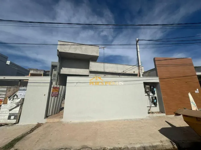 Casa com 3 dormitórios à venda, 82 m² por R$ 600.000,00 - Colinas - Rio das Ostras/RJ