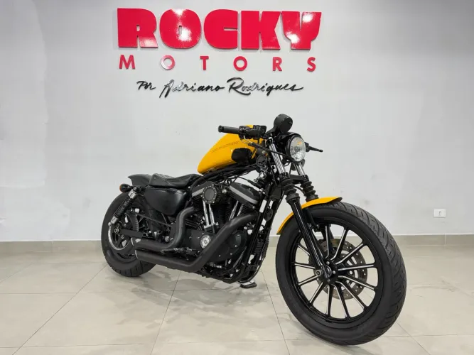 Harley-Davidson XL 883N IRON