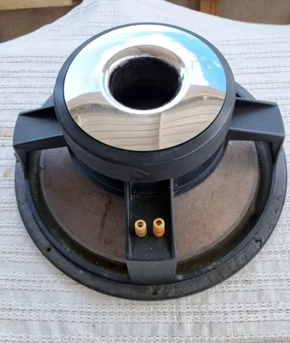 Subwoofer Rockford Fosgate PWR 415 600 watts RMS