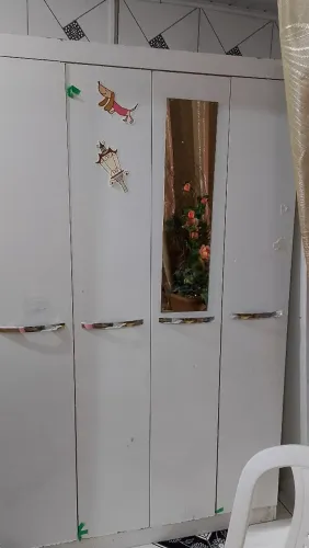 Vendo guarda roupa