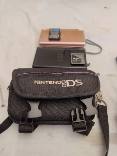 2 Nintendo DS Lite LEIA TODO ANÚNCIO 