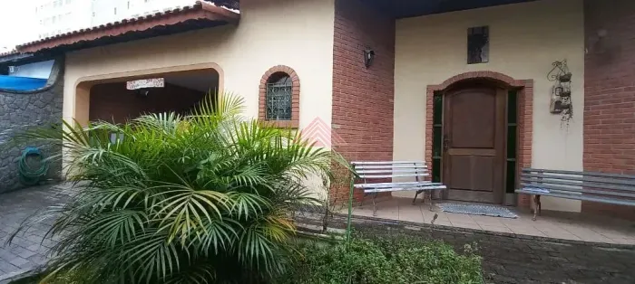 Casa com 5 dormitórios à venda, 272 m² por R$ 1.280.000,00 - Vila Nossa Senhora das Vitóri