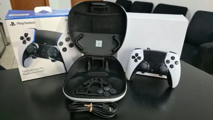 Controle DualSense Edge para PS5 - Completo com Case e Acessórios!