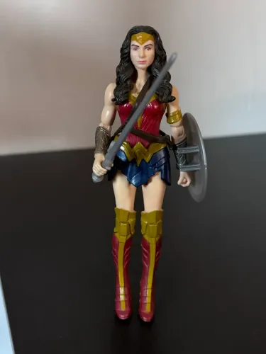 Boneca Mulher Maravilha Mattel 15cm Batman vs Superman Rara