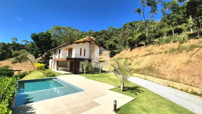 Casa para venda com 5 quartos, 6300m² - Pedro do Rio - Petrópolis/RJ