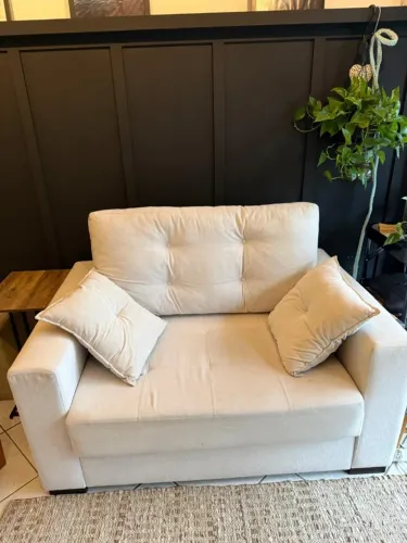 sofá 2 lugares