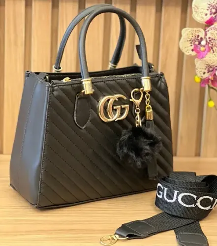 Bolsa Gucci Lorena Média Matelasse Alça Gorgurão