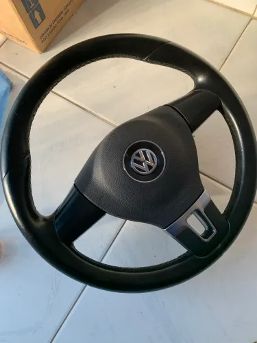 VOLANTE TAMPA BLACK ORIGINAL COURO. ( PEGO TOCA CS BLUETOOH OU GRAVE.)