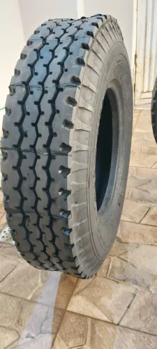 Vende se 2 pneus Reformado