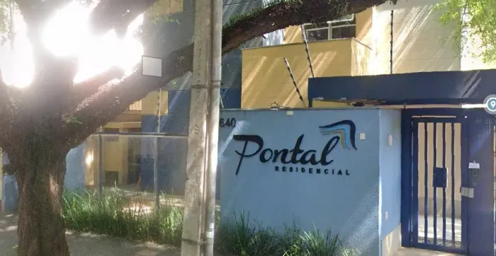 Apartamento com 1 quarto para alugar por R$ 1300.00, 48.00 m2 - ZONA 06 - MARINGA/PR