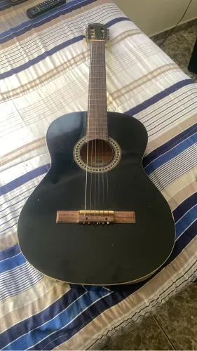 Vendo violão nylon