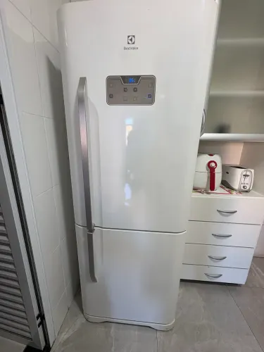 Geladeira Electrolux Frost Free Inverter 454L Efficient Inverse Branca (IB53)