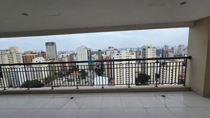 Amplo apartamento novo (5 anos de garantia) contra piso, terraço gourmet churrasqueira na