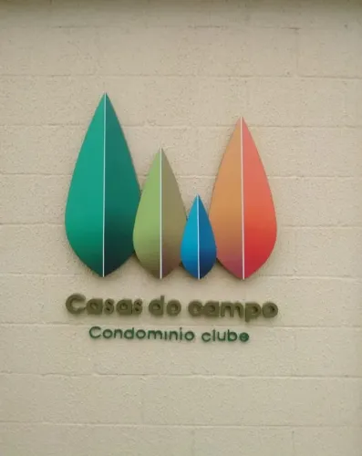 Alugar Casa Dúplex em condomínio