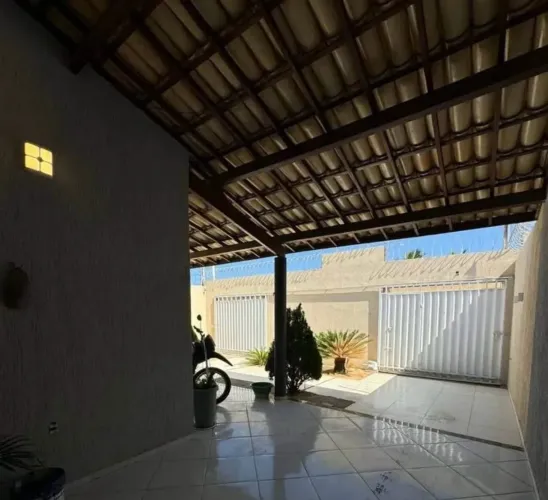 VENDO CASA CAPANEMA A