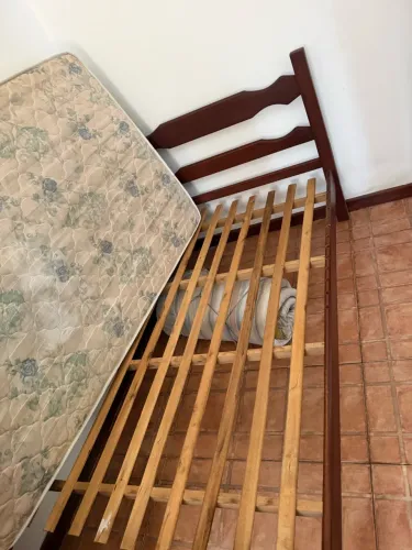 Cama de Viúva Madeira com Colchão