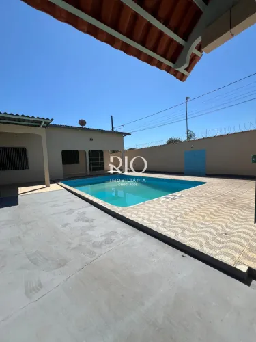 Casa á Venda com 4 quartos sendo 3 suítes no Bairro Baixa da Colina próximo Águias do Sabe
