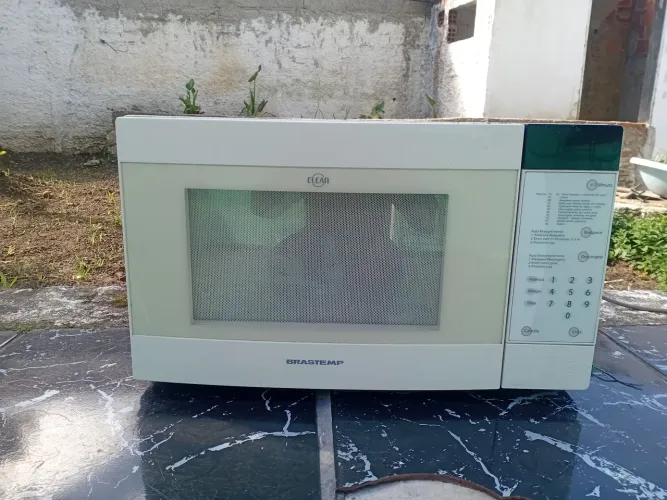 Micro- ondas BRASTEMP