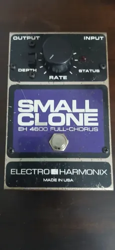 Pedal Chorus Electro harmonix Small Clone