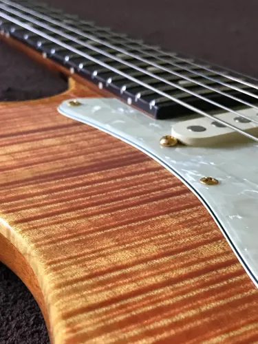 Guitarra Tom Anderson Drop Top Classic VA Boost USA (ñ mayones duesenberg)