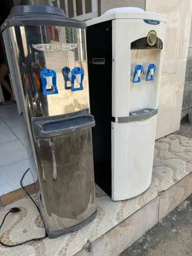 Gela água de pé Esmaltec