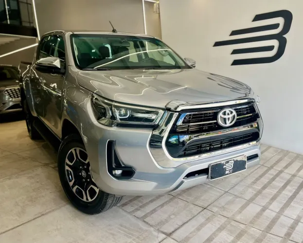 Toyota Hilux CD SR 4X4 2.8 TDI Diesel Aut. 2025