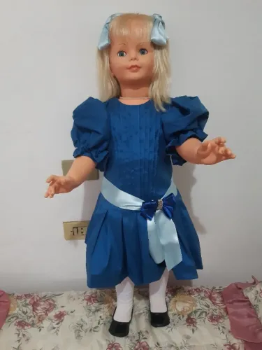 Boneca amiguinha antiga