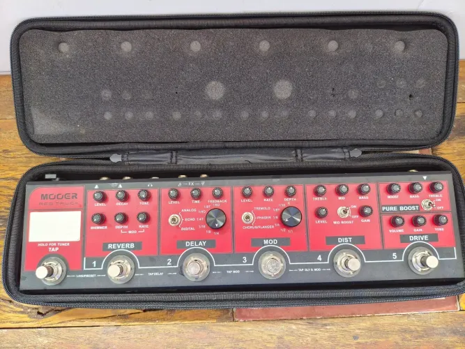 Pedaleira Mooer Red Truck 